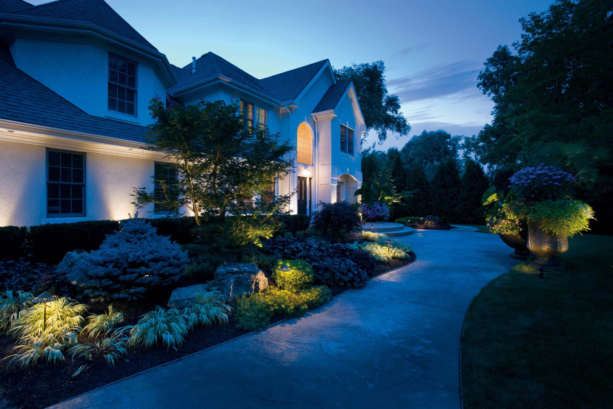 Gartenbeleuchtung Villa Bonn – lichtfuergarten.de